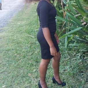                     hotgirrll                