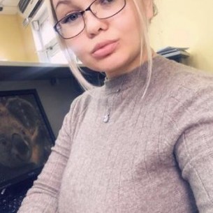                     petra25                