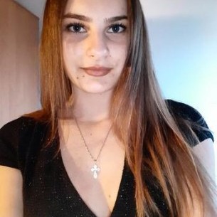                     desperatelisa                