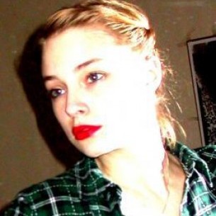                     Rebecka                