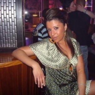                     sarah75                