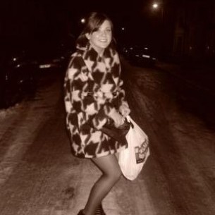                     clouise2009                