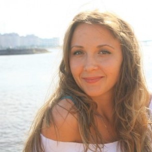                     SweetAnna31                